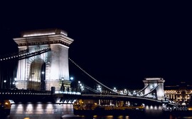 Lánchíd esti fényekben