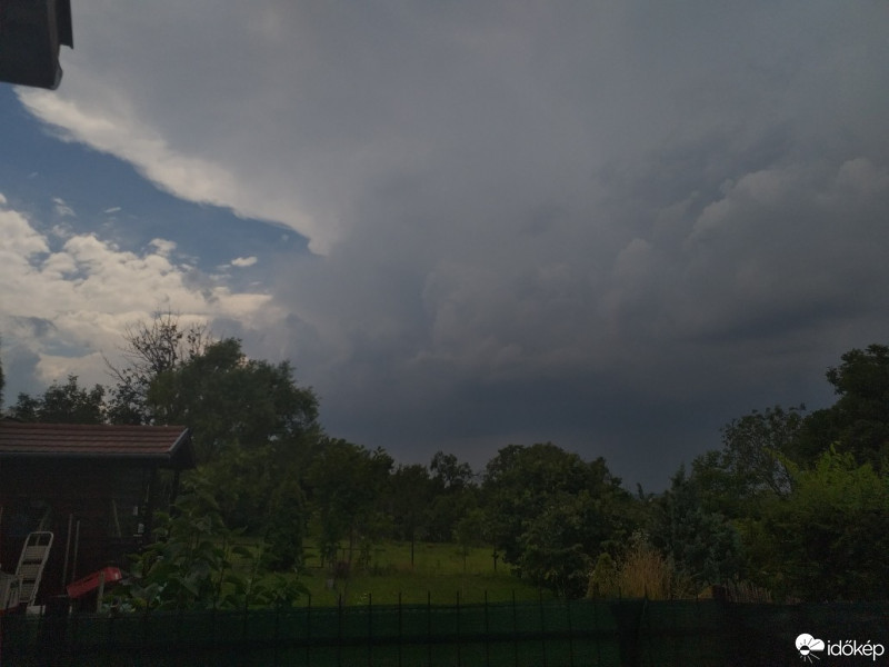 Észlelési fényképek