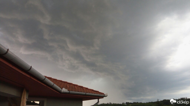 Észlelési fényképek