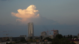 a keleti oldalon