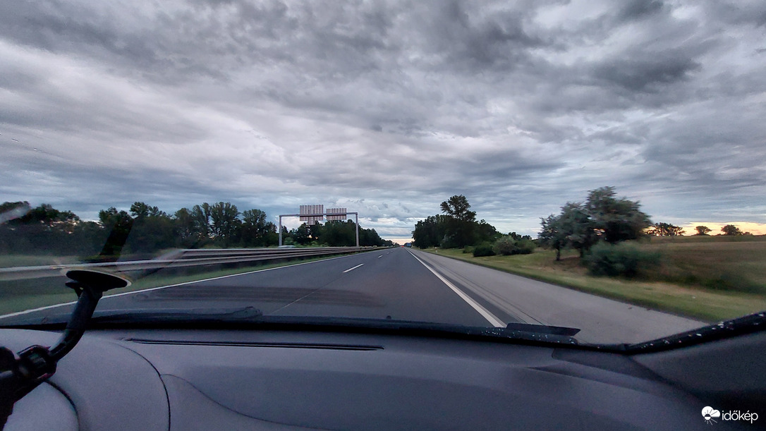 Észlelési fényképek