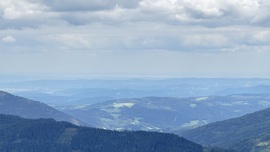Távolban a Fertő-tó