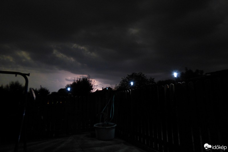 Észlelési fényképek