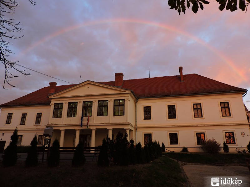 Söjtöri általános iskola felett - 2015.11.09.