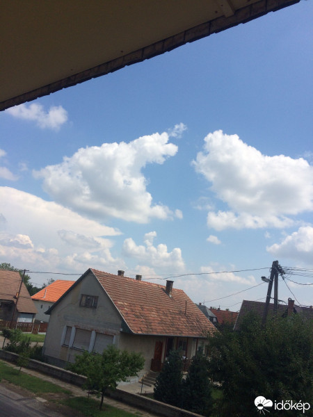 Észlelési fényképek