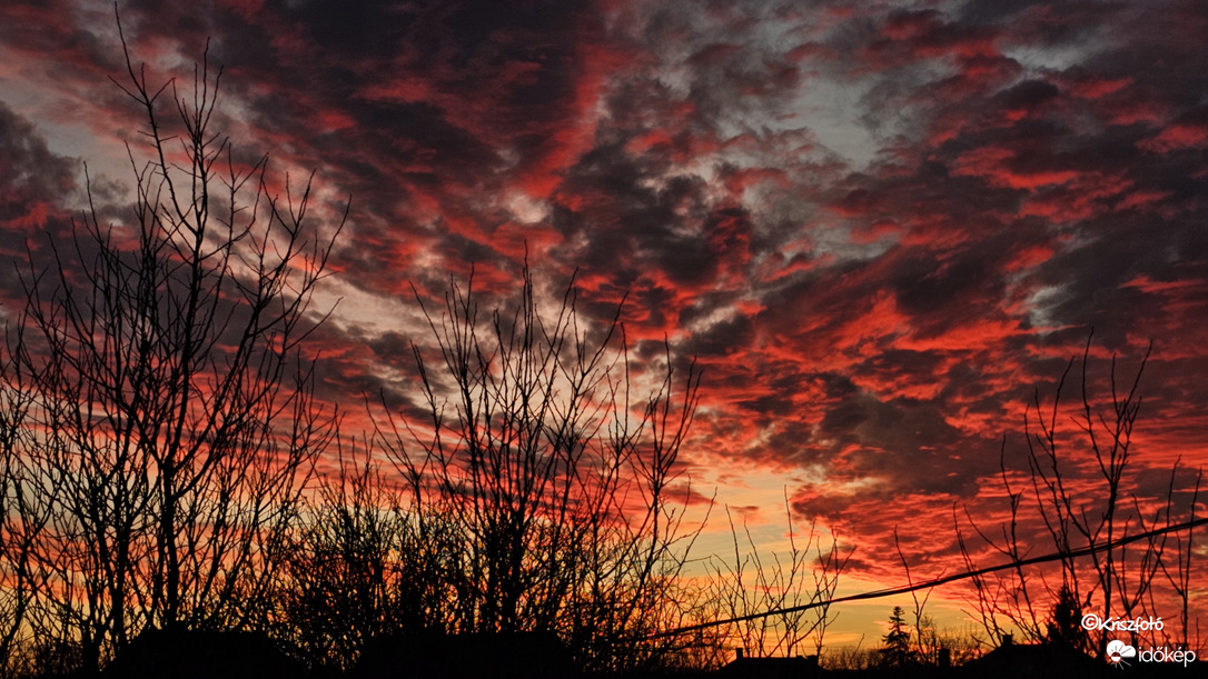 Lemenő nap fényei,színei