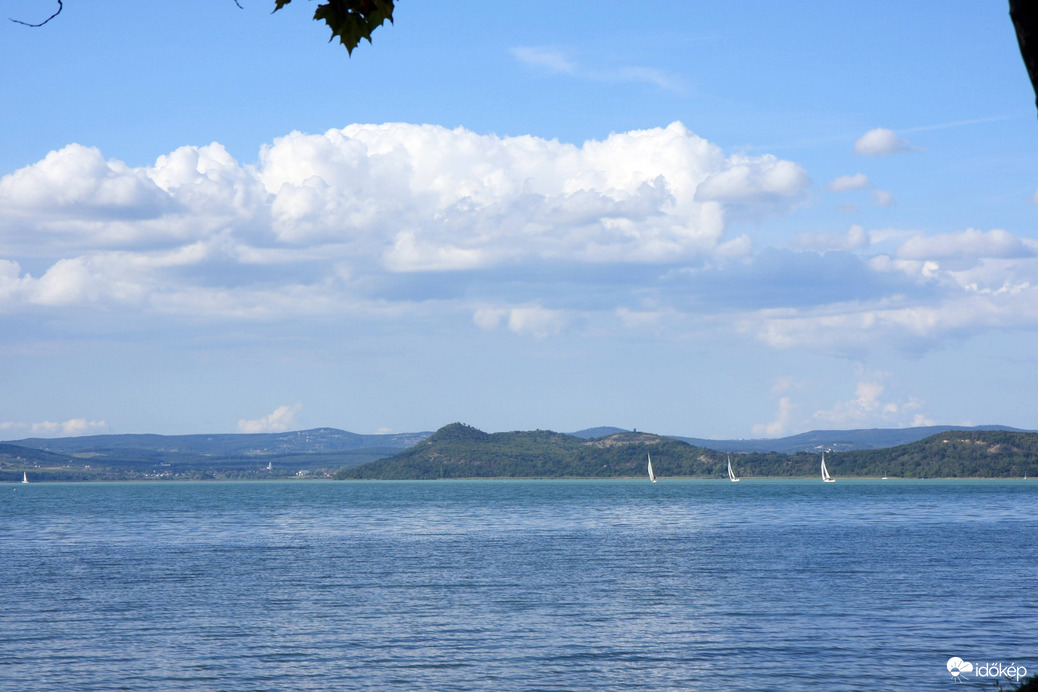 Tihanyi látkép Földvárról