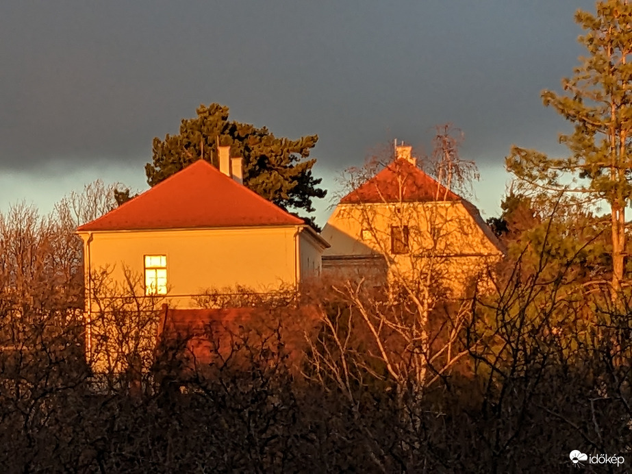 Arács, Szent Benedek Iskola