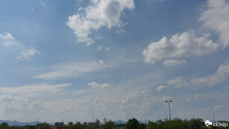 Észlelési fényképek