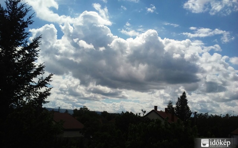 Észlelési fényképek