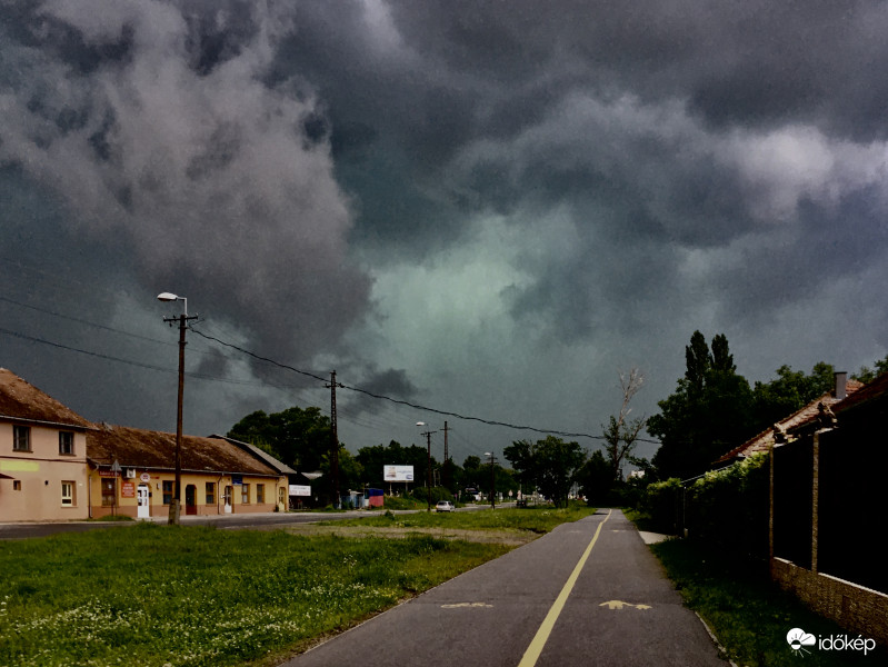 Észlelési fényképek