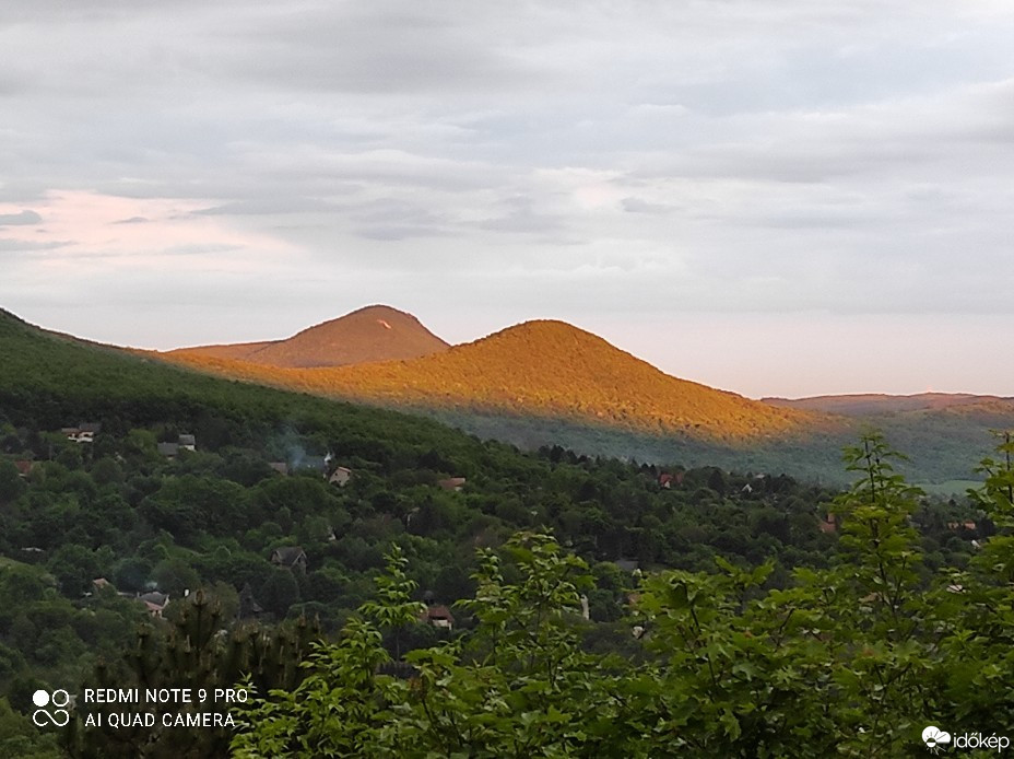 Észlelési fényképek