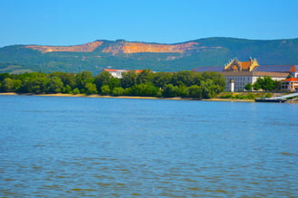 Vác