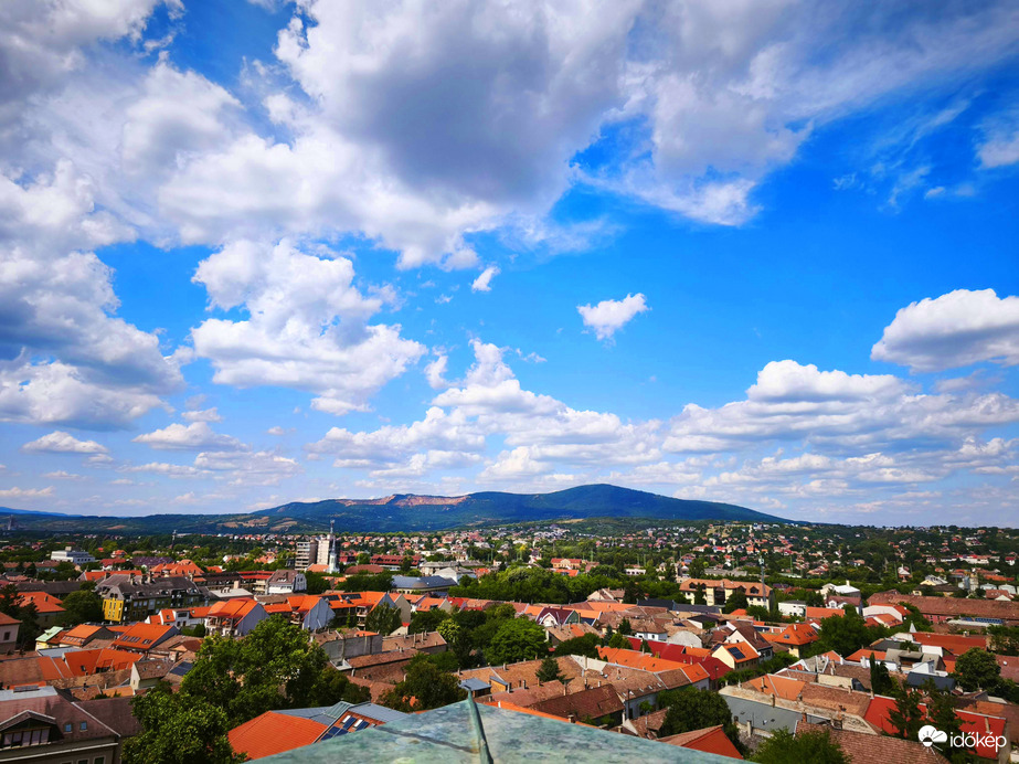 Vác