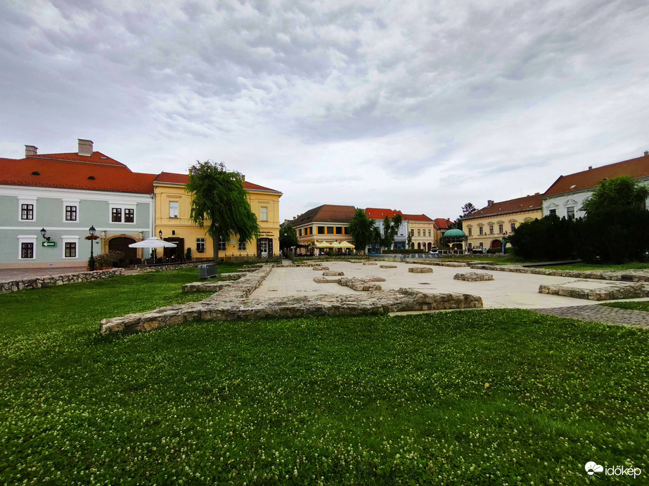 Vác