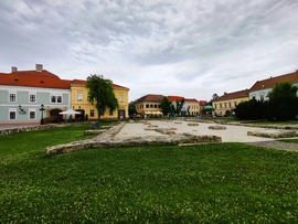 Vác