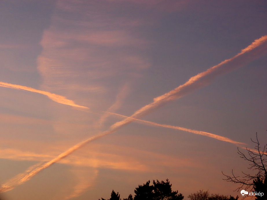 Észlelési fényképek