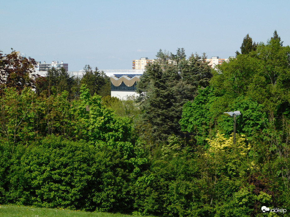 Kilátás az Emlékmű-dombról