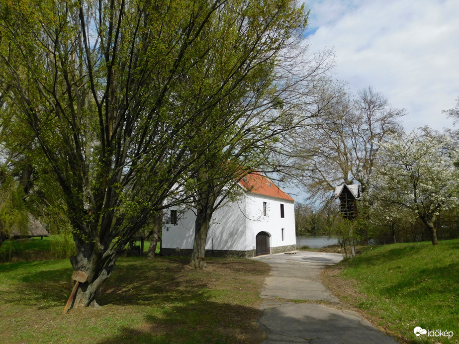 Tavasz a Falumúzeumban