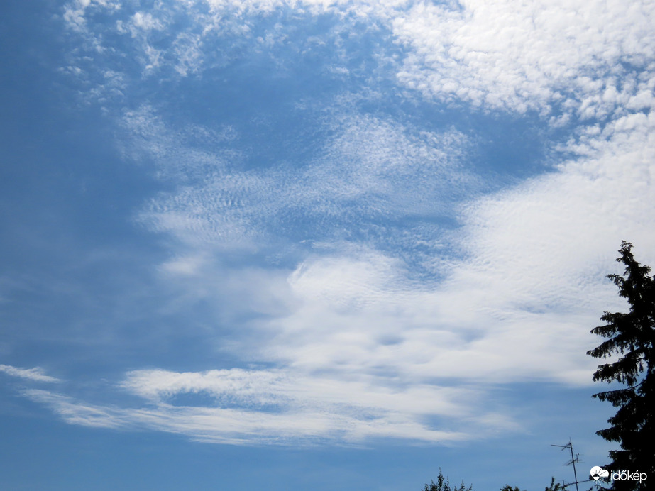 Délelőtti égbolt 1.