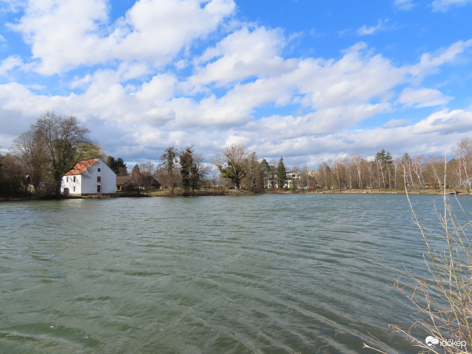 A Horgásztó ma délután