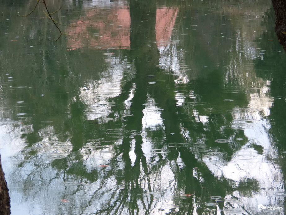 Csepergősen indult a délután