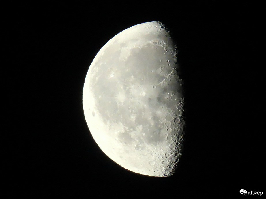 Majdnem felére fogyott!