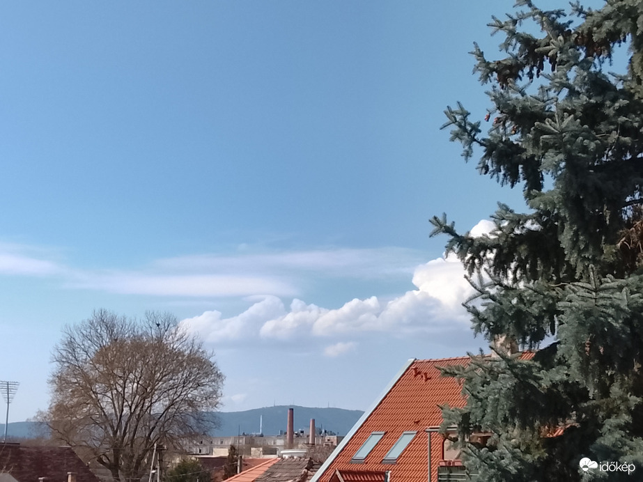 Észlelési fényképek