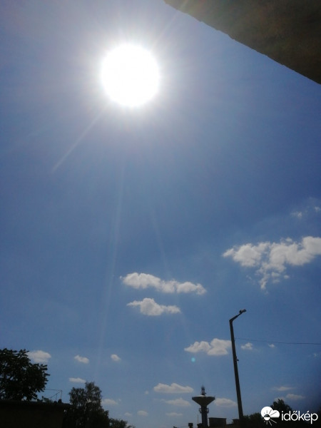 Észlelési fényképek