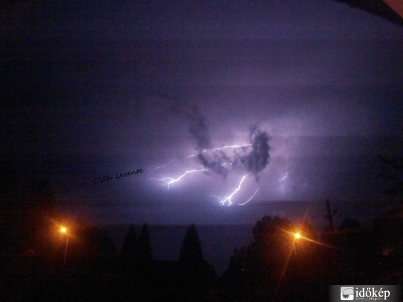 Észlelési fényképek