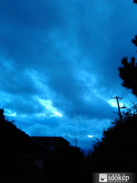 Észlelési fényképek