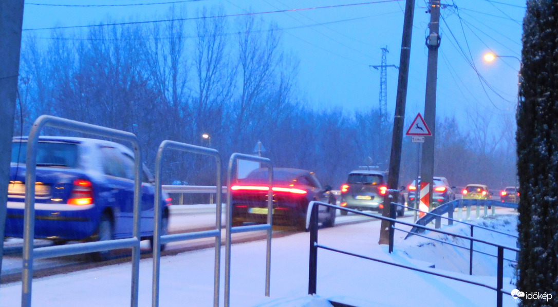 Alakuló hóhelyzet :)