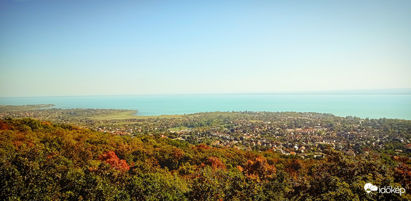 Őszben a Balaton-part