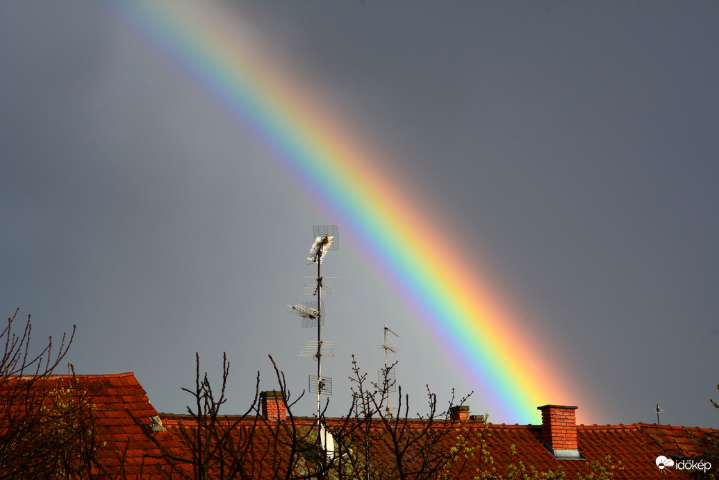 Szivárvány 17:30-kor Szombathely felett