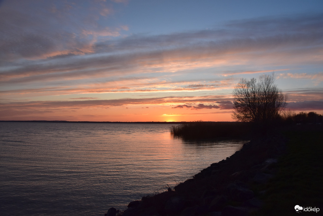 Naplemente a Balatonon 03.15.