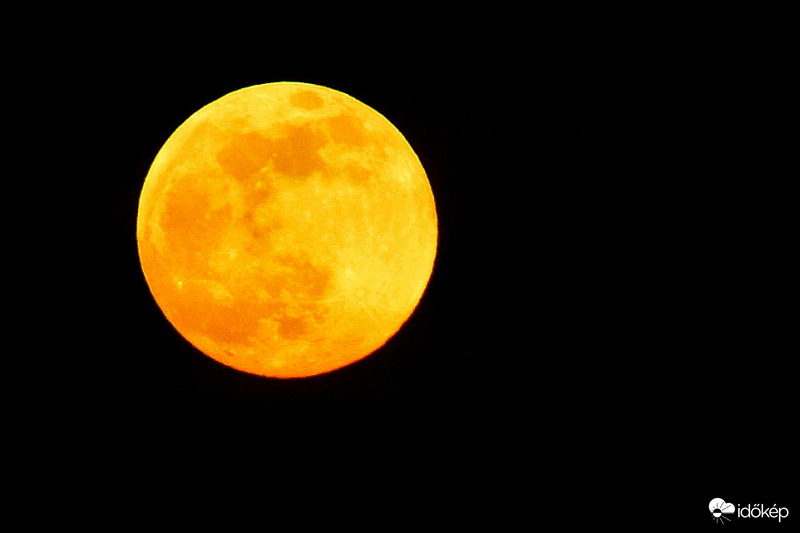 Ma este a Hold 04.26.