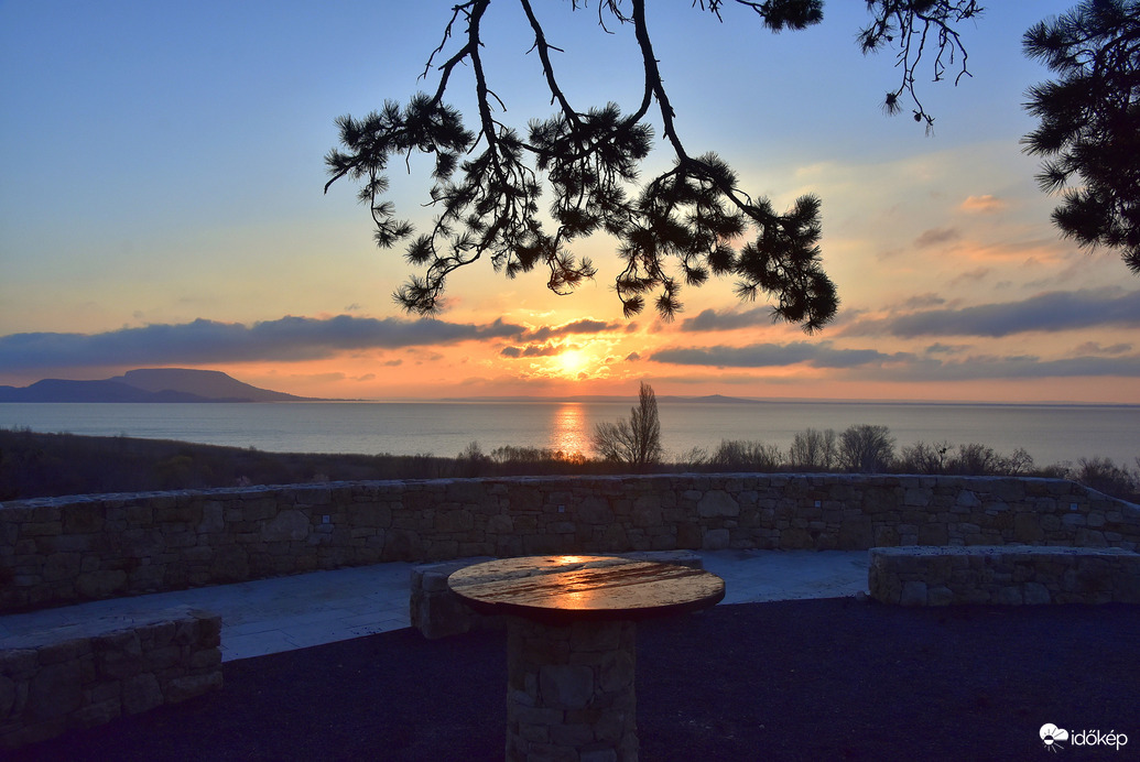 Napkelte Balatongyörökön 03.16.