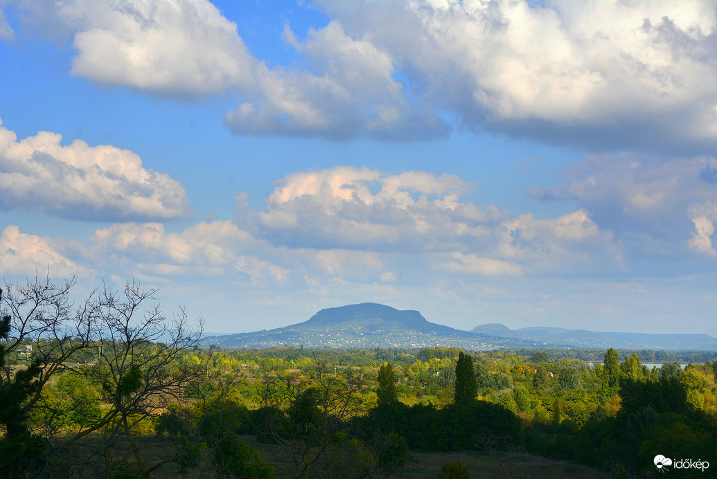 Gomolyfelhős szép kilátás Balatongyörökön 10.02.