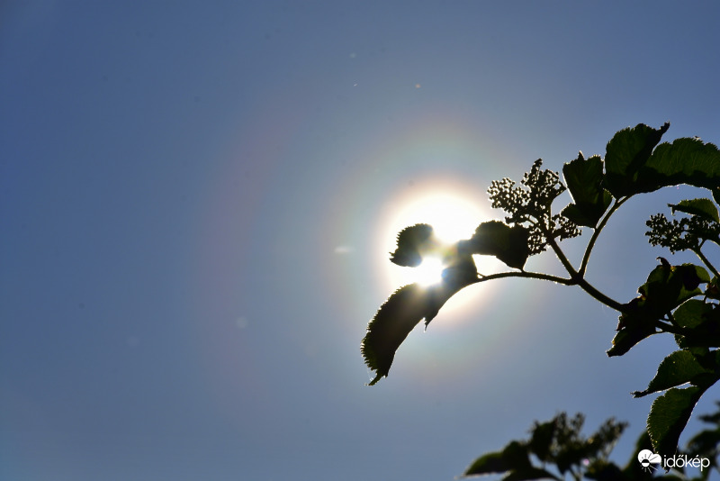 Pollenkoszorú ma 18 órakor Szombathely felett