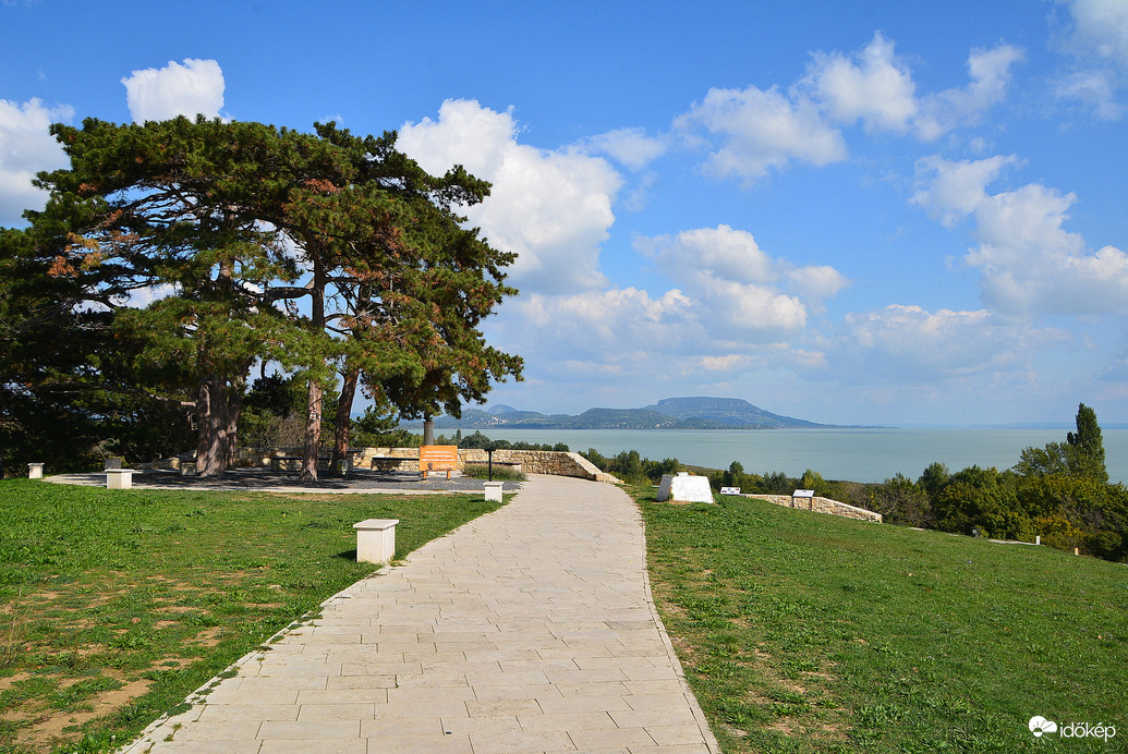 Októberi szép kilátás Balatongyörökön