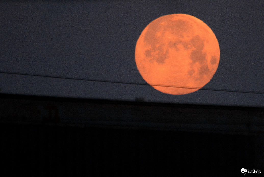 Hajnali Telihold 01.03.