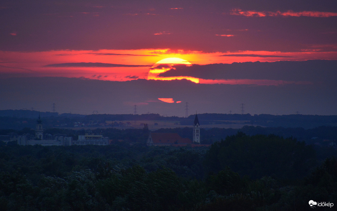 Gyönyörű naplemente 08.19.