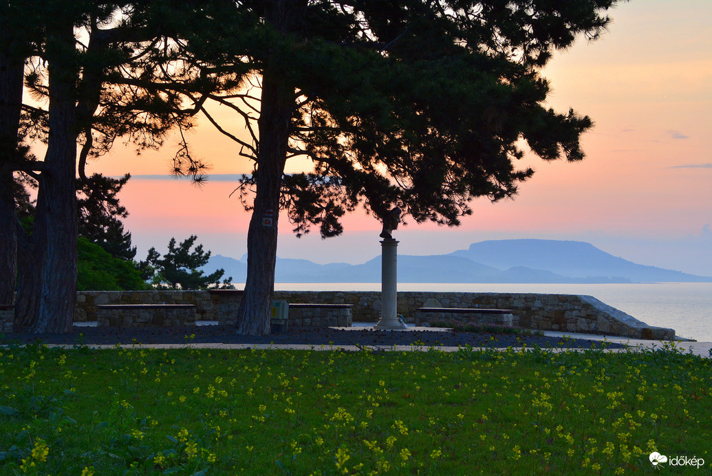 Napkelte a Balatongyörökön 05.20.