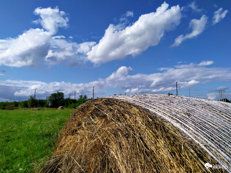 Gomolyfelhős augusztus 08.18.