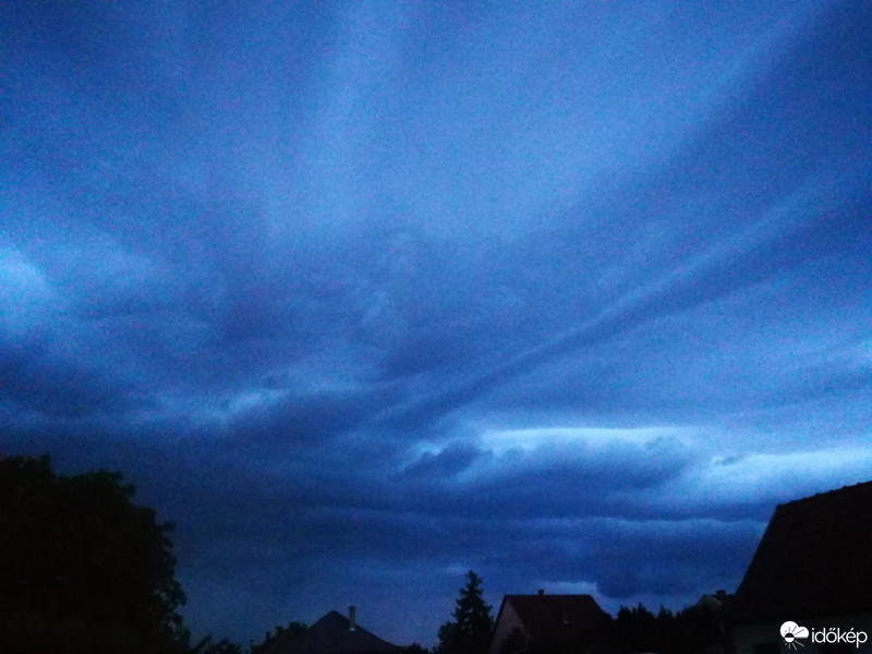 Észlelési fényképek