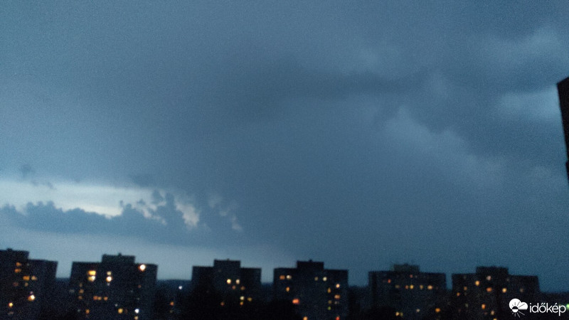 Észlelési fényképek