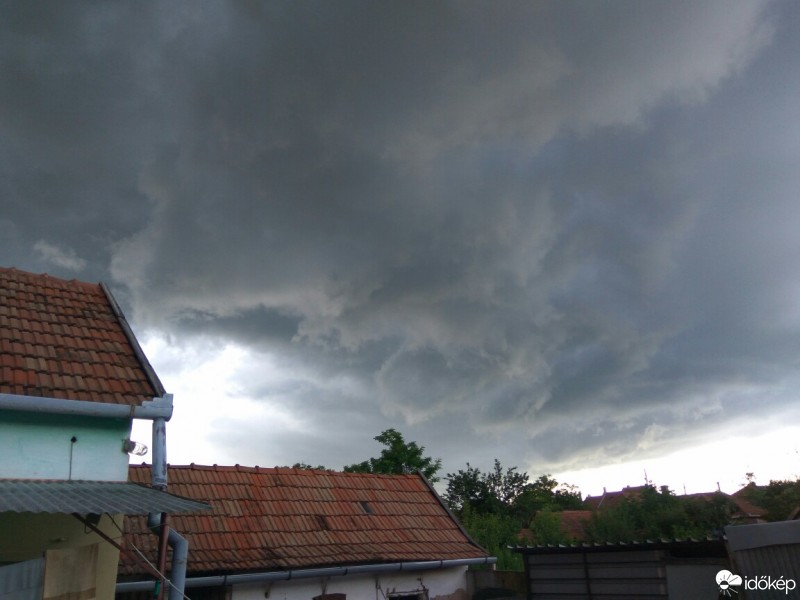 Észlelési fényképek