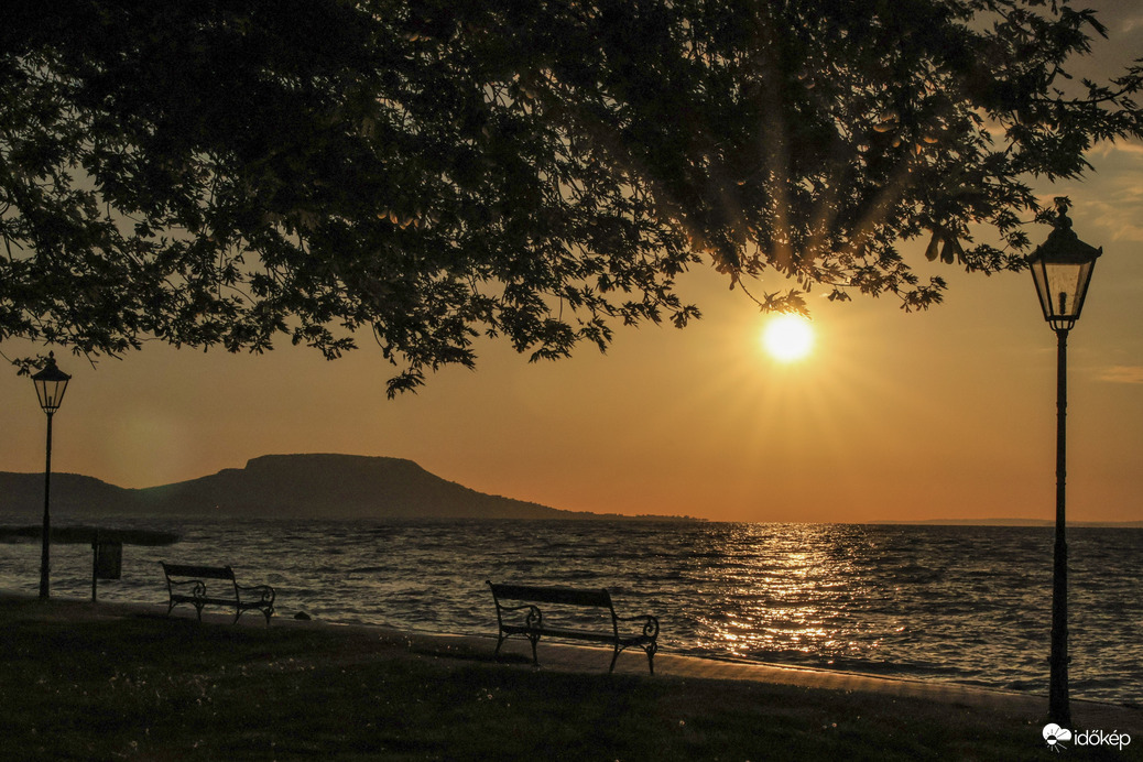 Jó reggelt Napfény