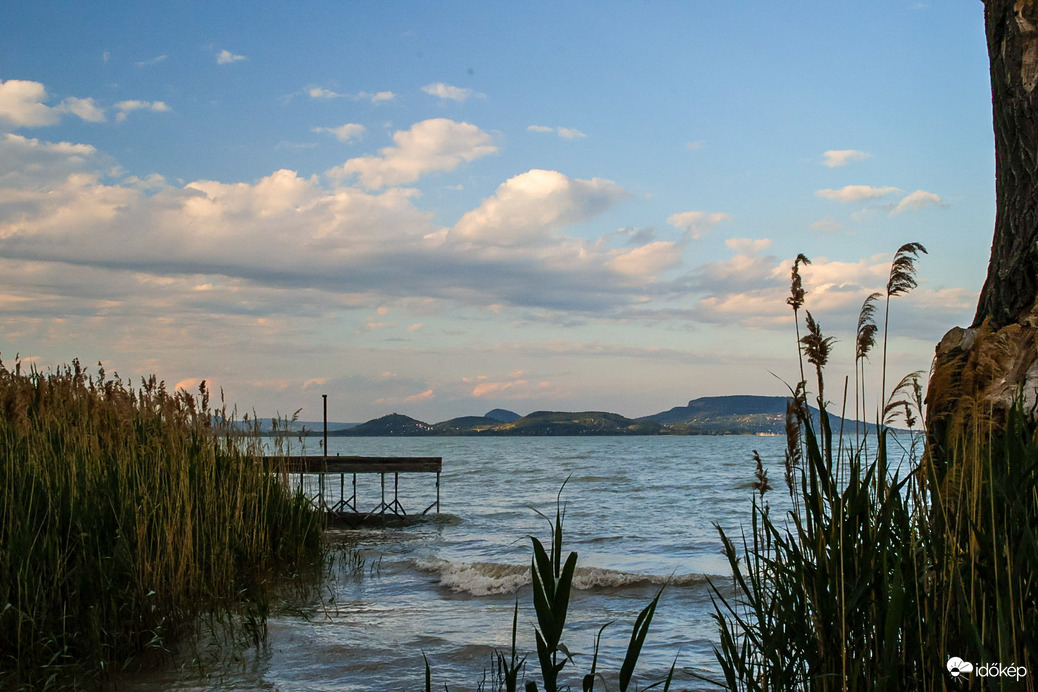Balatongyörök-i kitekintő 