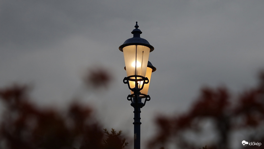 Ma reggeli fényforrás